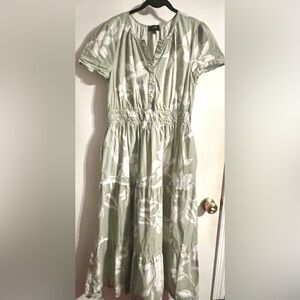 Tahari ASL Light Green‎ Floral Maxi Dress